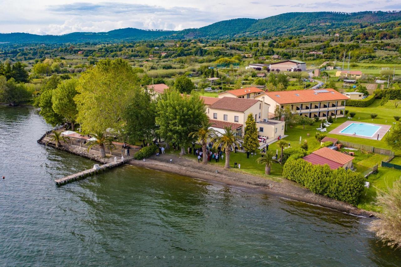 Hotel Eden Sul Lago Больсена Экстерьер фото