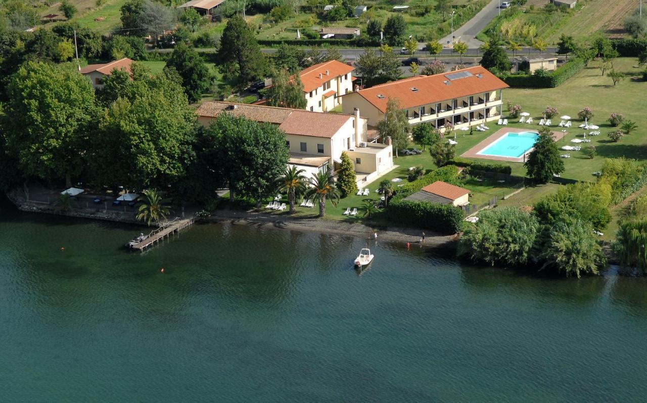 Hotel Eden Sul Lago Больсена Экстерьер фото