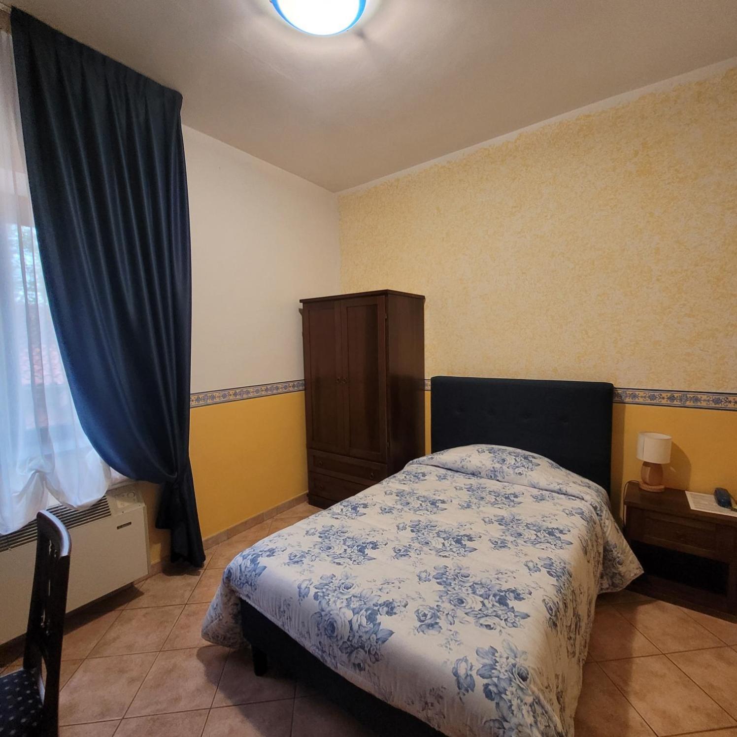 Hotel Eden Sul Lago Больсена Экстерьер фото